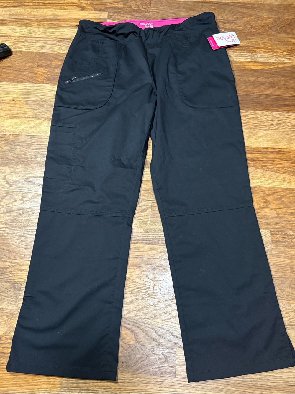 BEYOND SCRUBS Abby yoga scrub pants
